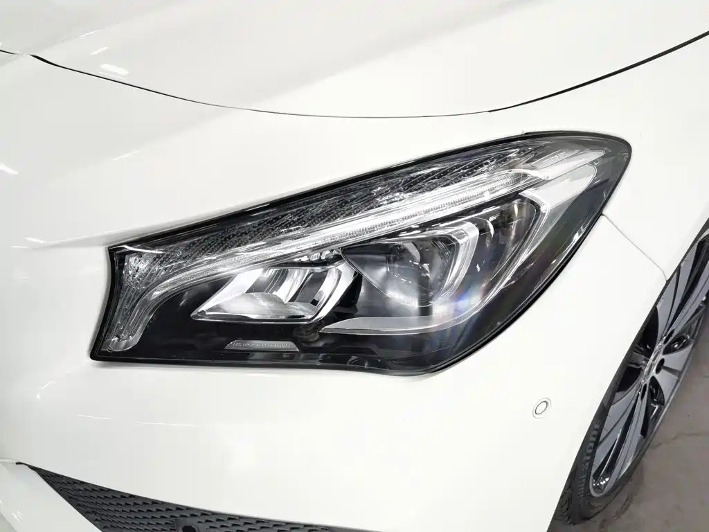 Mercedes-Benz CLA (Import) — миниатюра 7