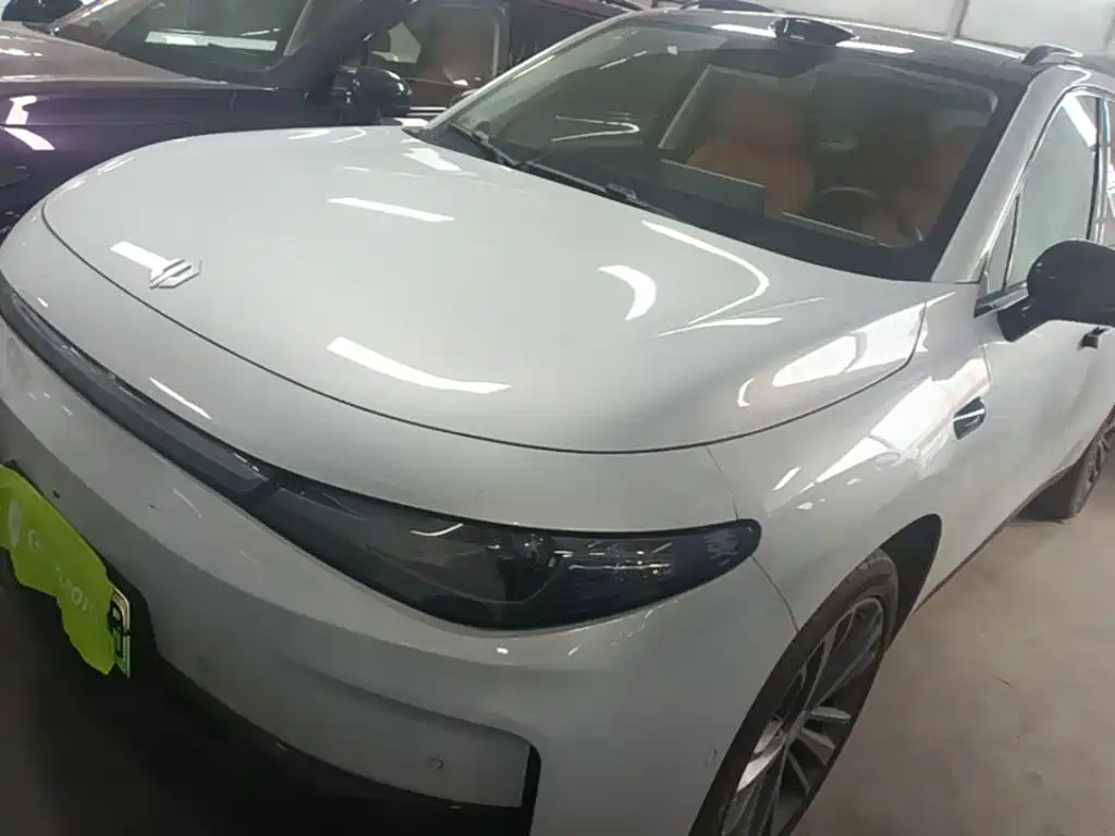 Leapmotor Leapmotor C16 — миниатюра 2