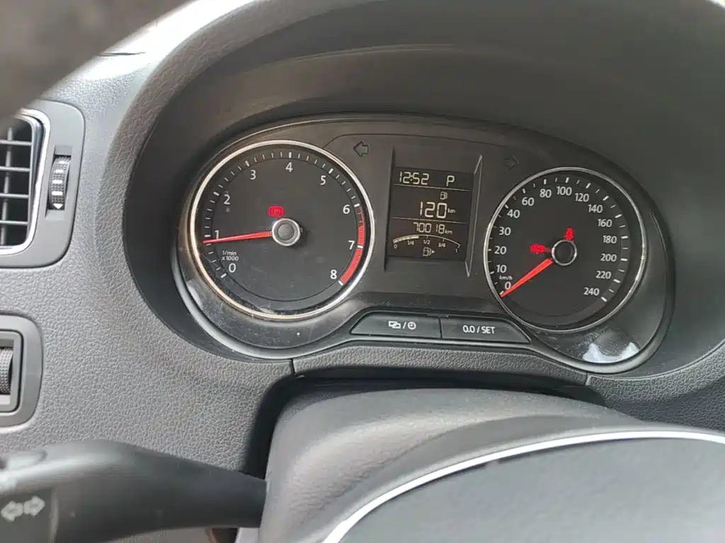 Volkswagen Polo — миниатюра 12