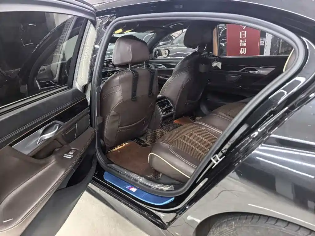 BMW 7 Series 7 2019 730Li M Sport