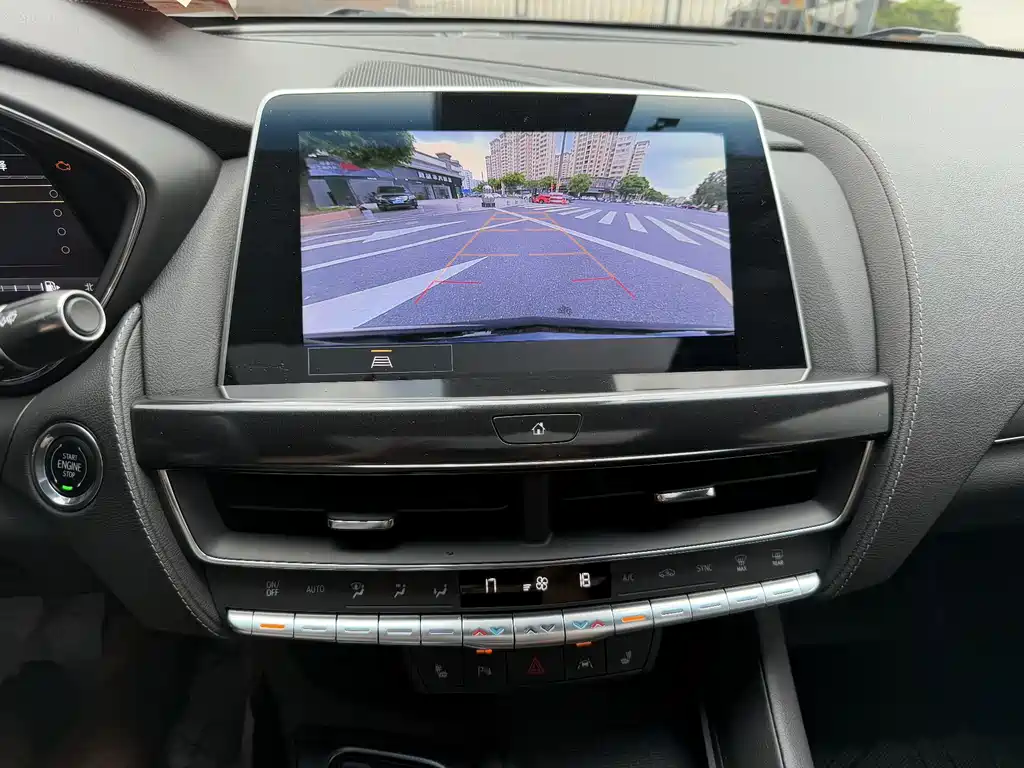 Cadillac CT5 — миниатюра 18