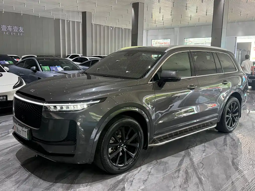Li Auto Li ONE — миниатюра 2