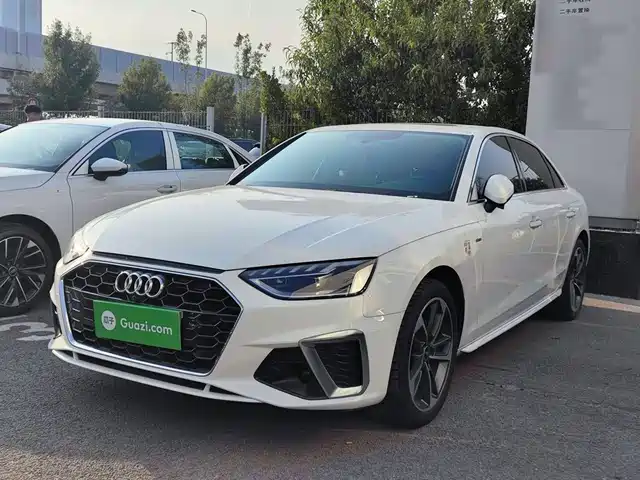 2022 Audi A4