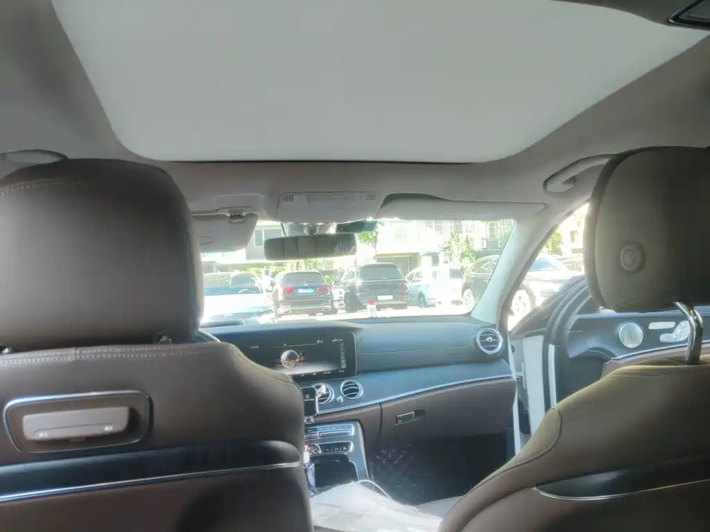 Mercedes-Benz E-Class — миниатюра 14