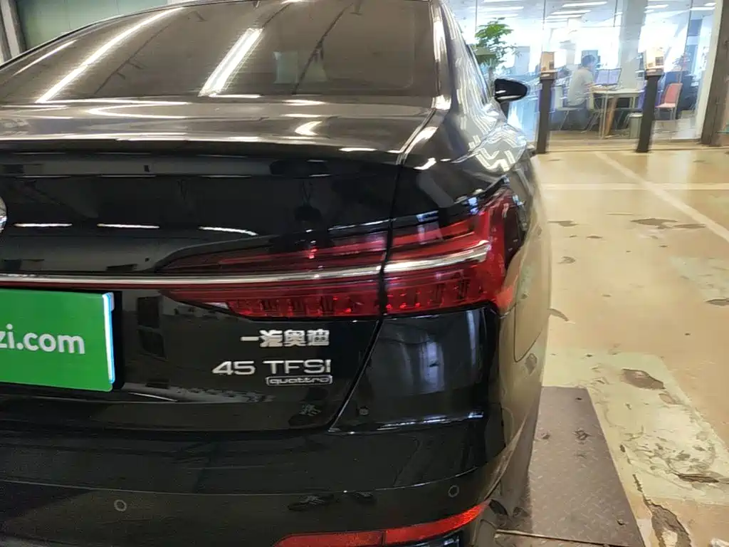 Audi A6L — миниатюра 8