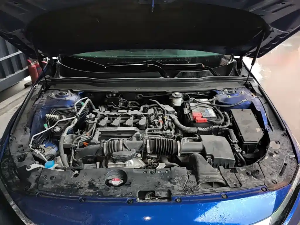 Honda Accord — миниатюра 20