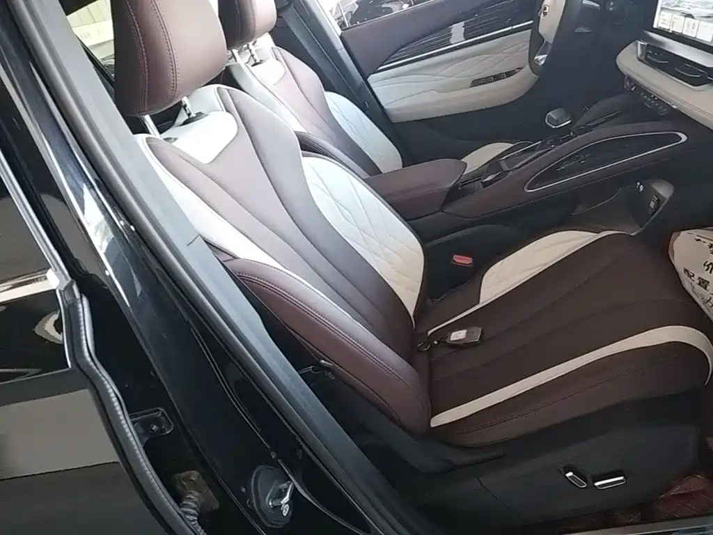 Geely Xingyue L — миниатюра 25