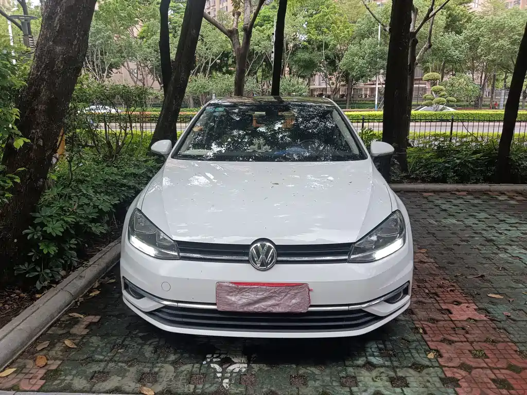 Volkswagen Golf — миниатюра 2