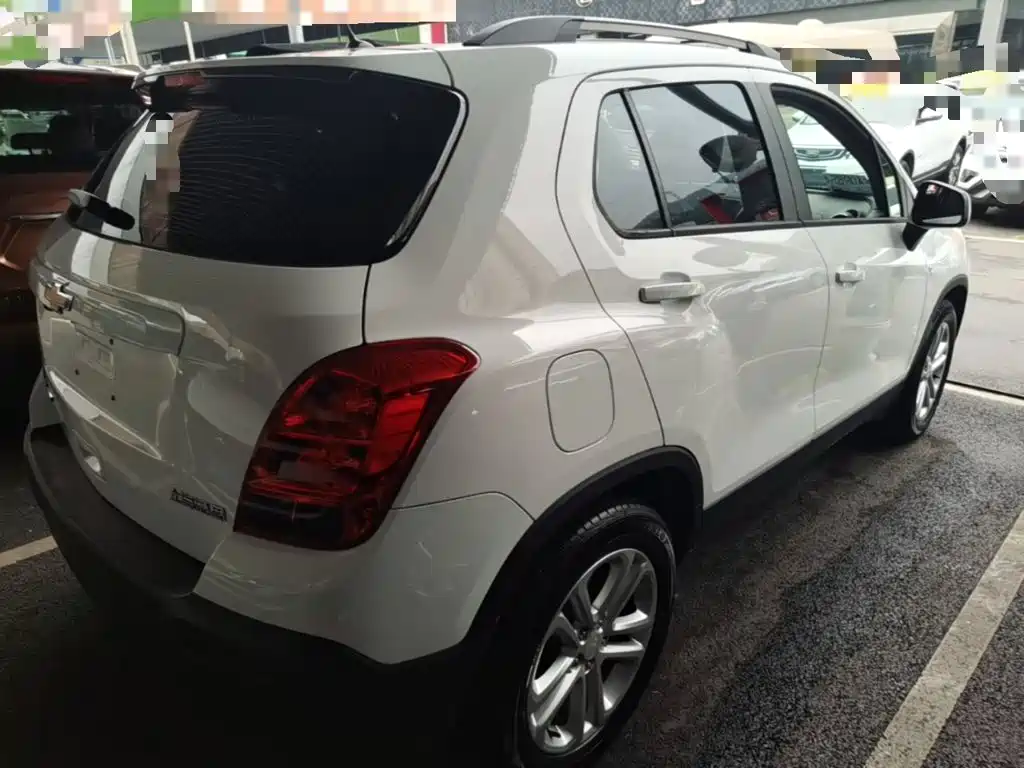 Chevrolet Trax — миниатюра 7