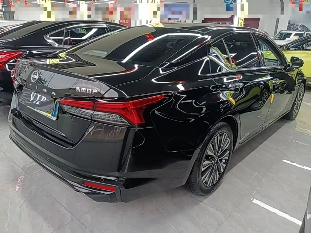 Nissan Teana — миниатюра 7