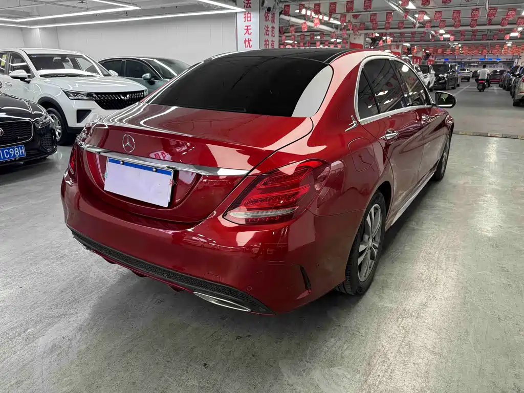 Mercedes-Benz C-Class — миниатюра 10