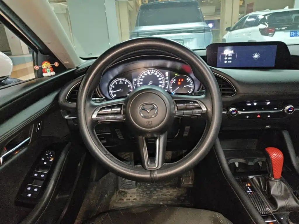 Mazda 3 Axela — миниатюра 11