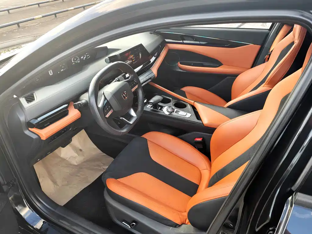 Changan UNI-V — миниатюра 6