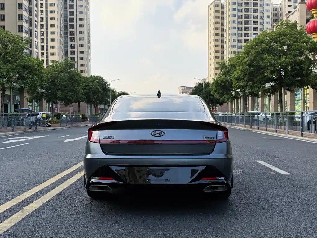 Hyundai Sonata — миниатюра 7