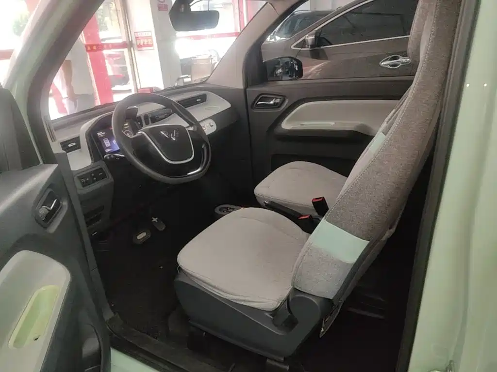 Wuling MINIEV — миниатюра 15