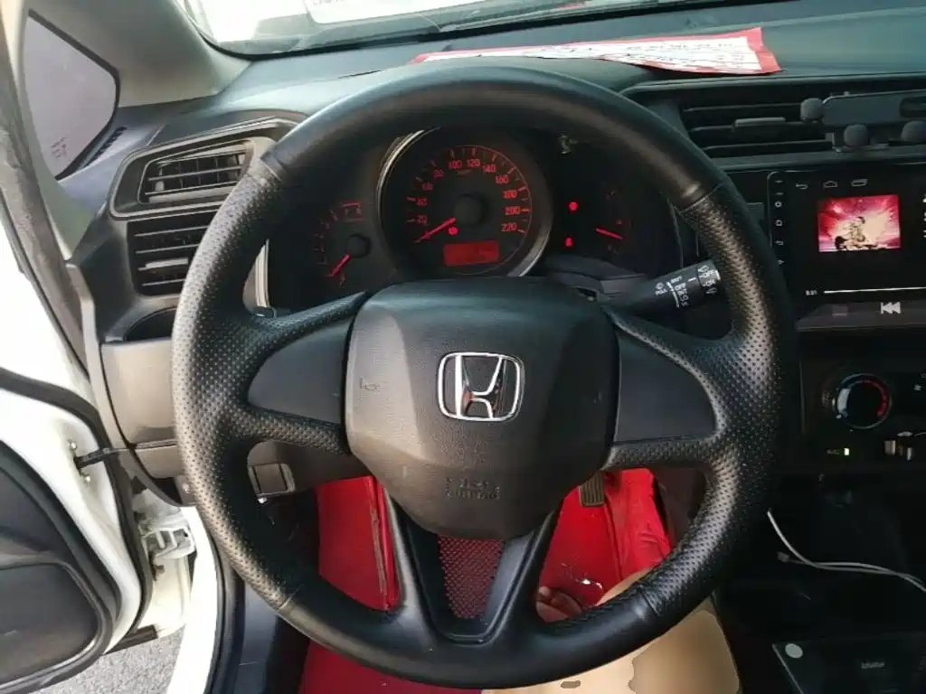 Honda Fit — миниатюра 11