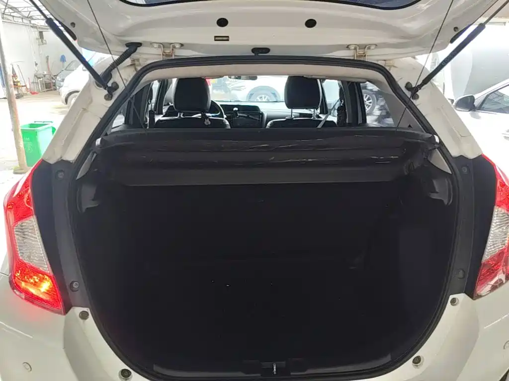 Honda Fit — миниатюра 19