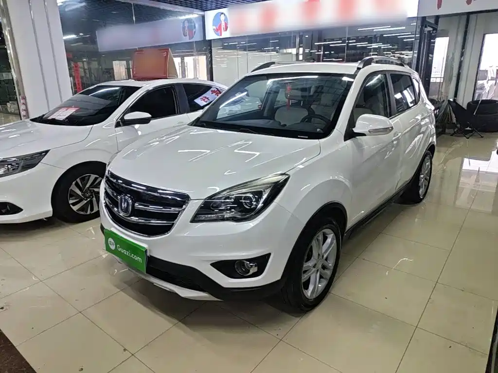 Changan CS35 — миниатюра 2