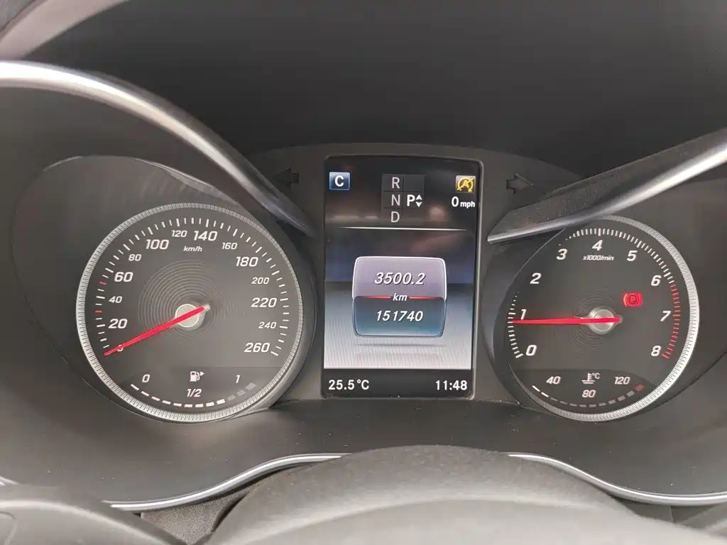 Mercedes-Benz C-Class — миниатюра 5