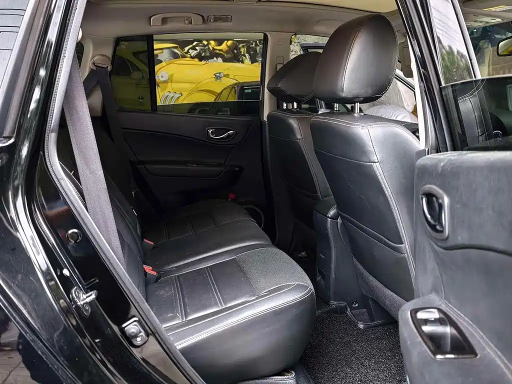 Renault Koleos (Import) — миниатюра 8