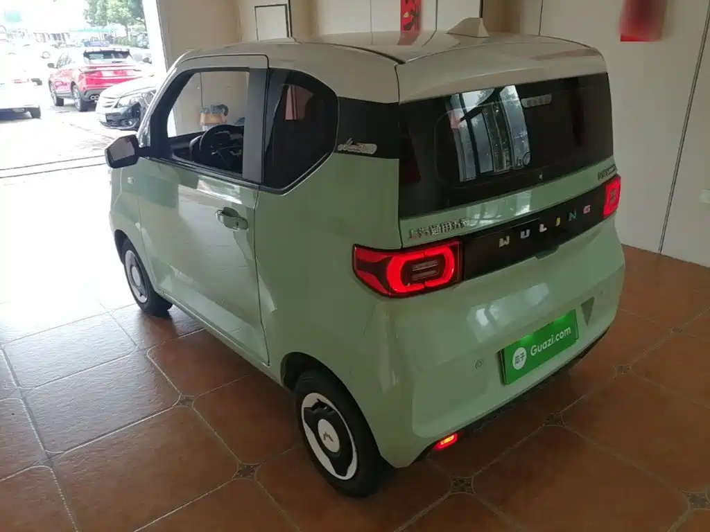Wuling MINIEV — миниатюра 5