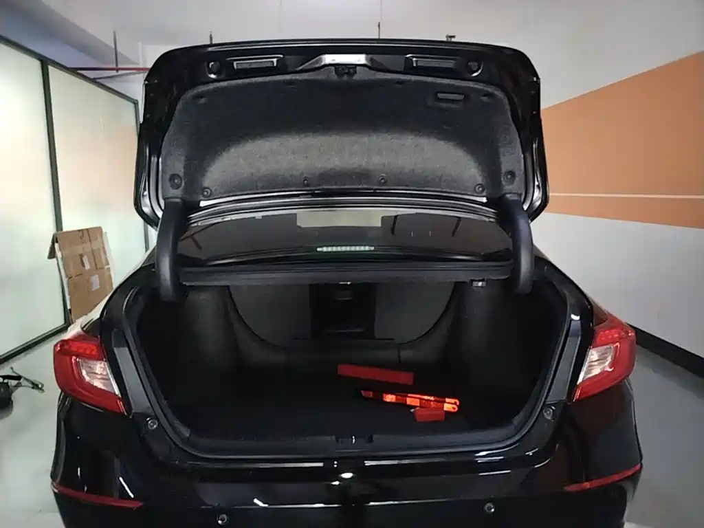 Honda Accord — миниатюра 19
