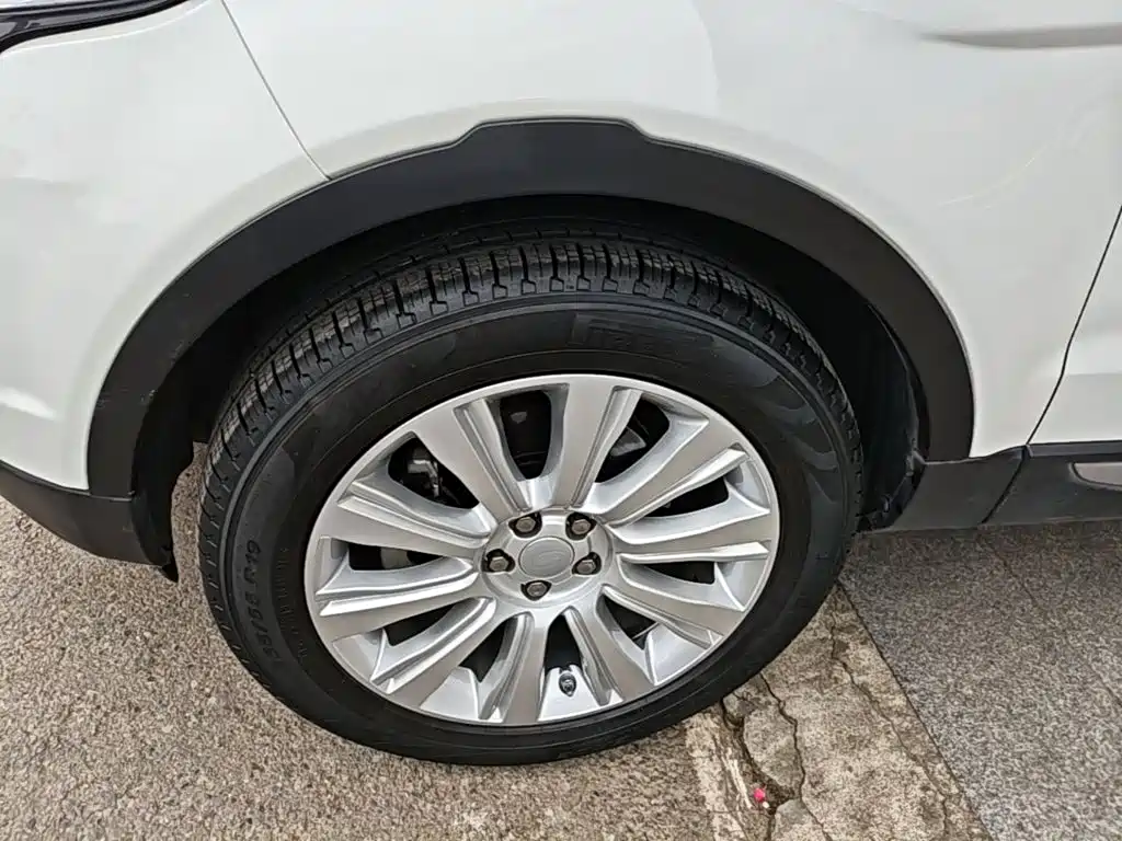 Land Rover Evoque — миниатюра 23