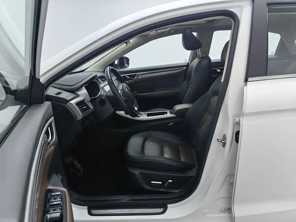 Geely Emgrand GL — миниатюра 10