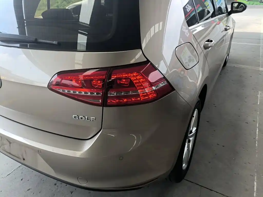 Volkswagen Golf — миниатюра 8