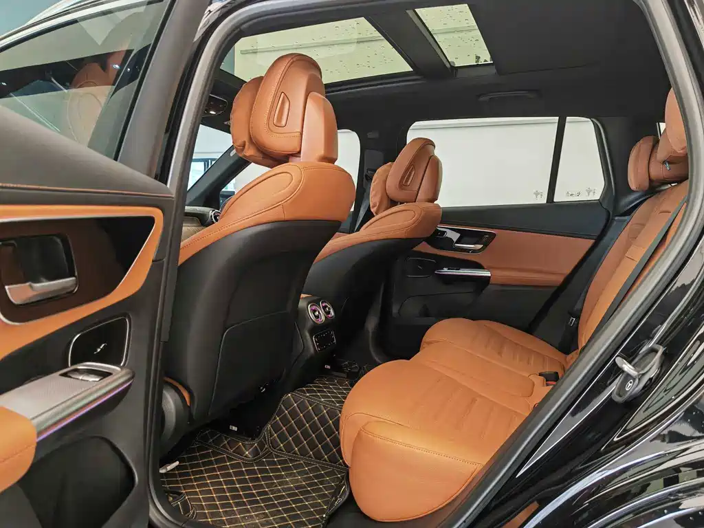 Mercedes-Benz GLC — миниатюра 9