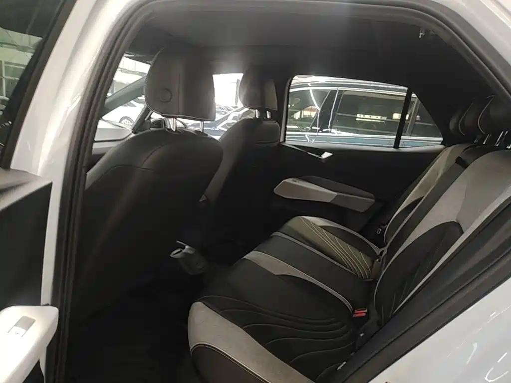 Volkswagen ID.3 — миниатюра 17