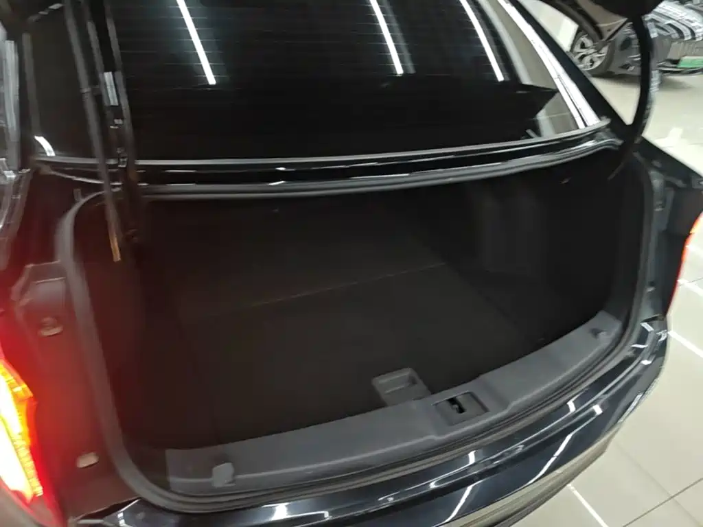 Hongqi Hongqi E-QM5 — миниатюра 19