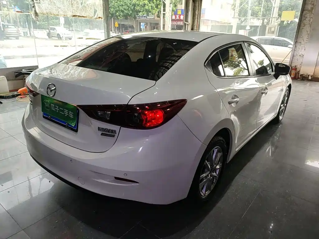 Mazda 3 Axela — миниатюра 7