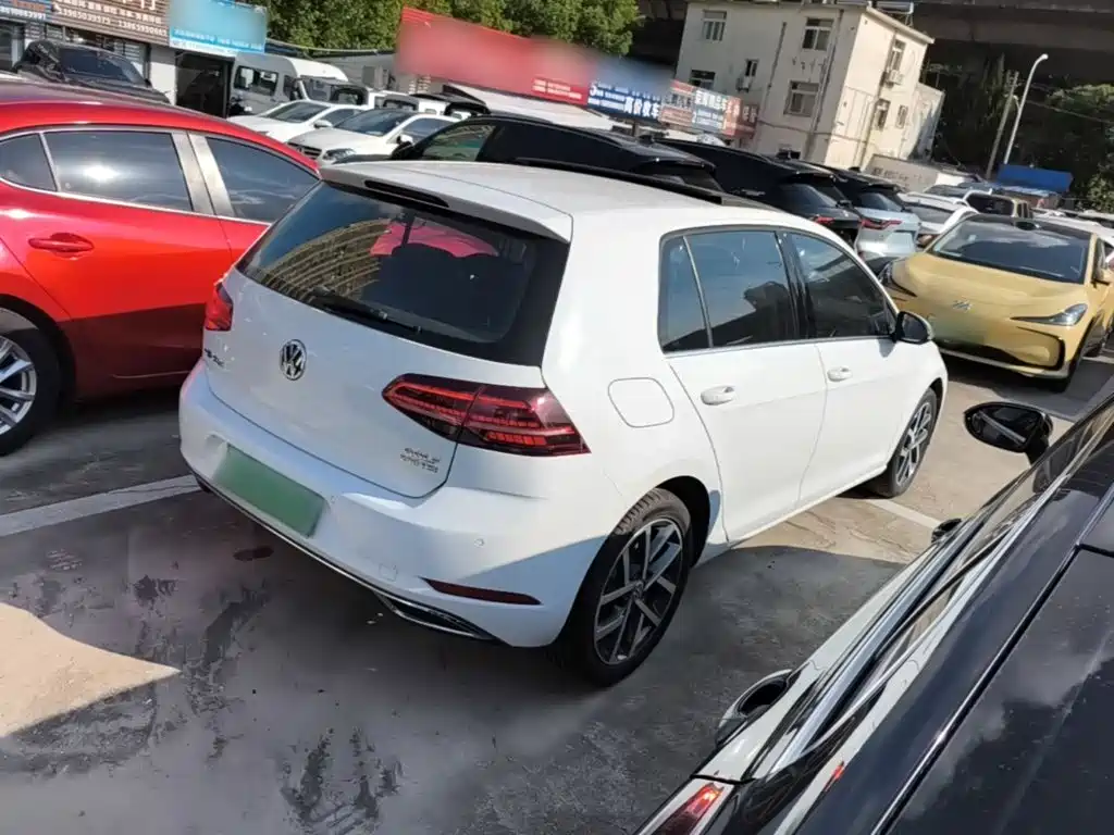 Volkswagen Golf — миниатюра 7