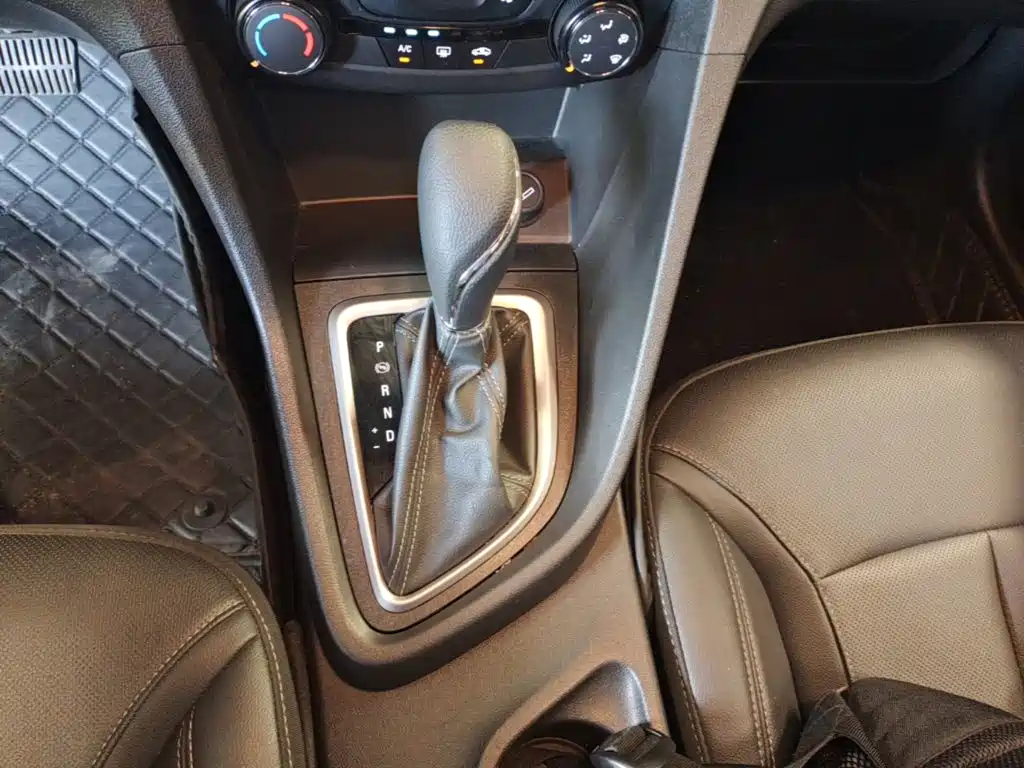 Buick Excelle — миниатюра 14