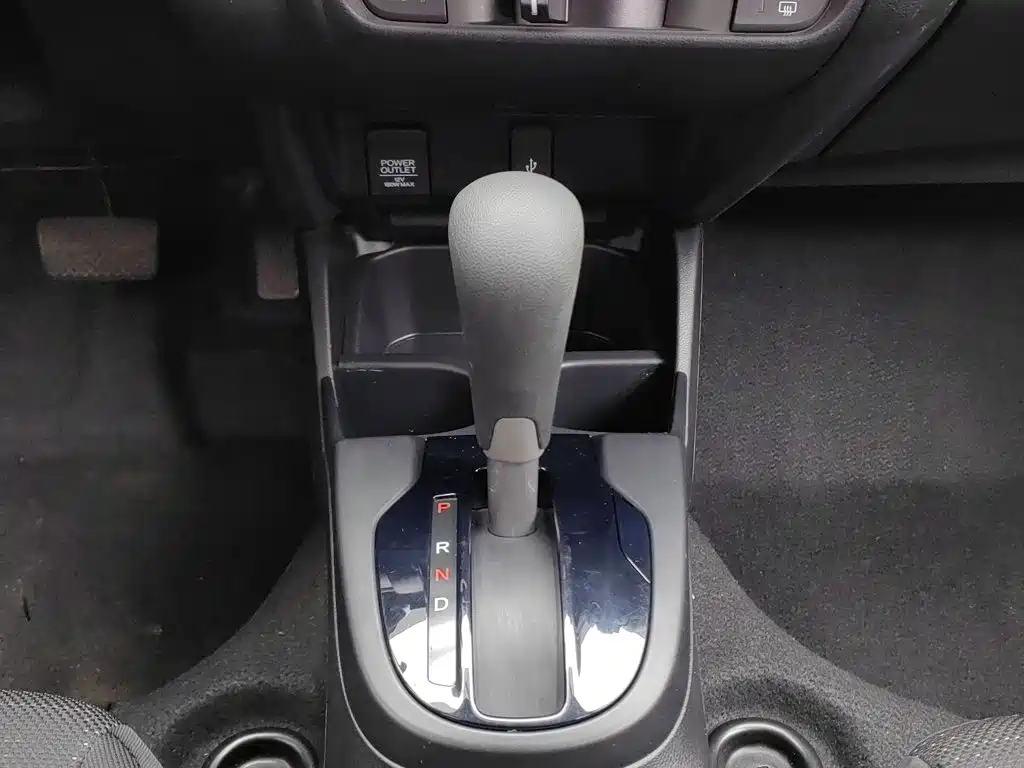 Honda Fit — миниатюра 13