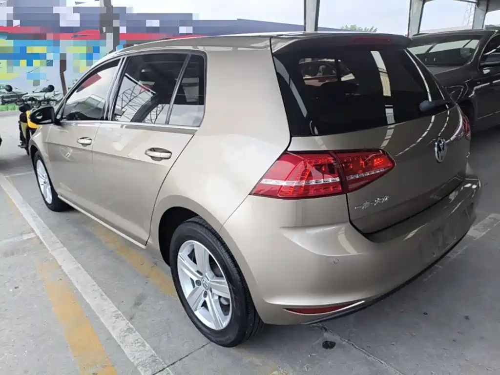 Volkswagen Golf — миниатюра 5