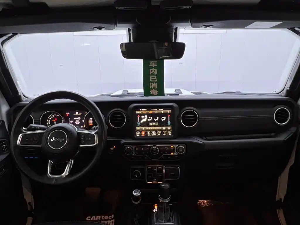 Jeep Wrangler PHEV — миниатюра 19