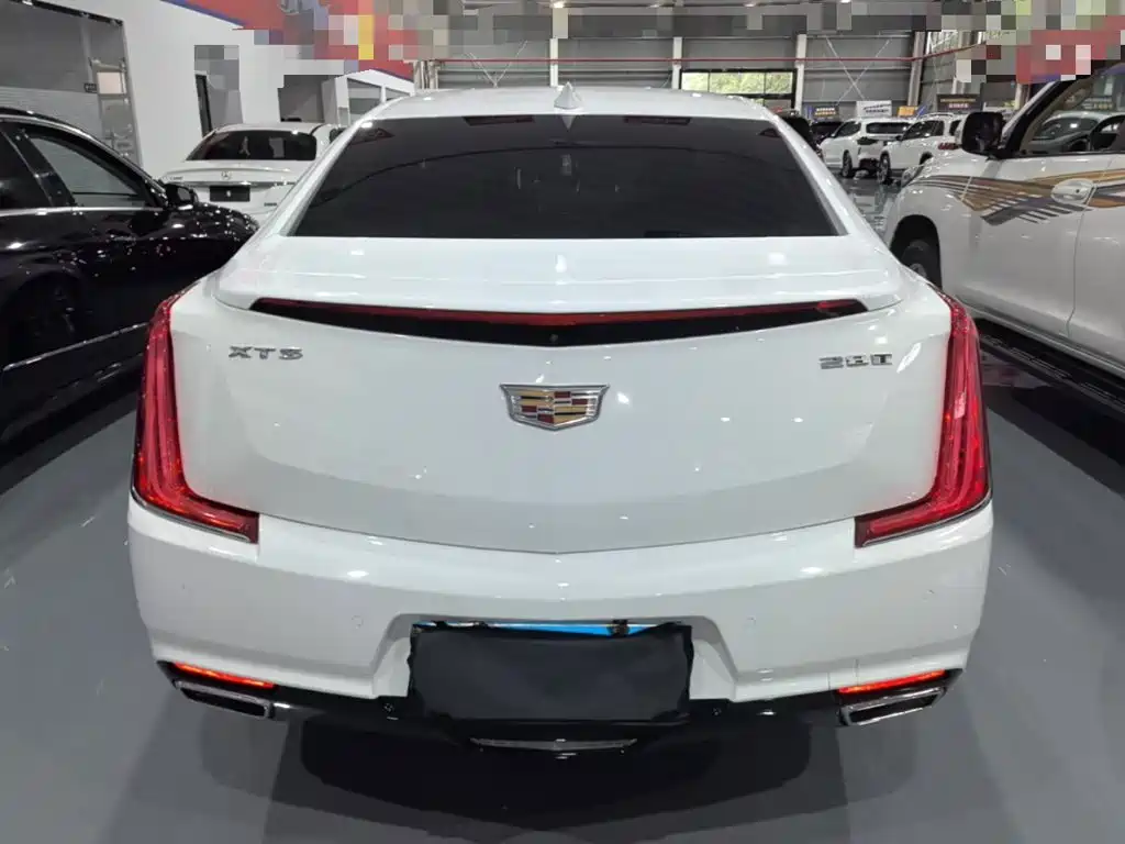 Cadillac XTS — миниатюра 6