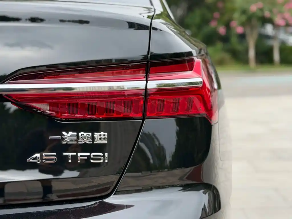 Audi A6L — миниатюра 11