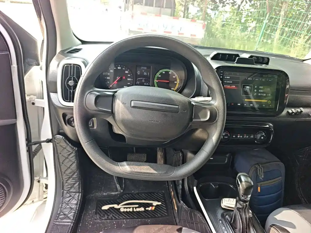 Roewe Clever — миниатюра 11