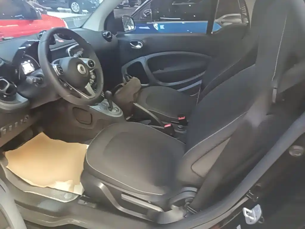 smart Smart Fortwo — миниатюра 15
