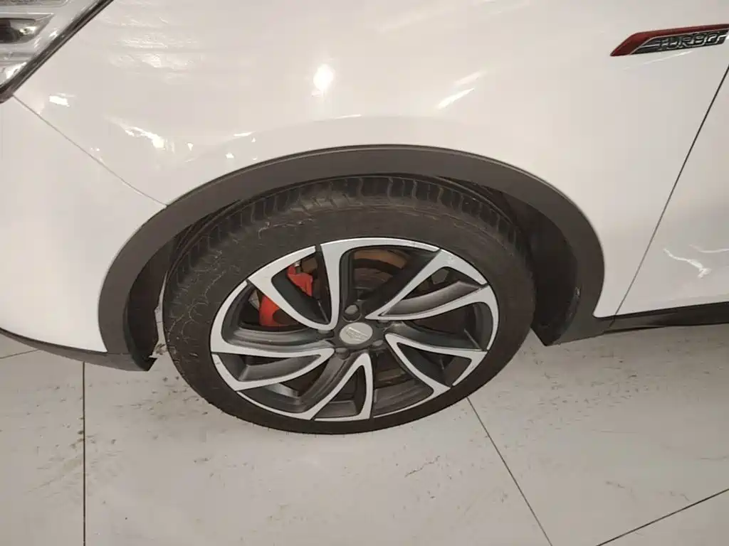 Geely Emgrand GS — миниатюра 23