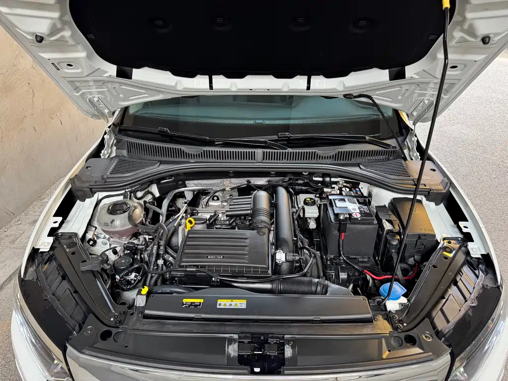 Volkswagen Sagitar — миниатюра 14
