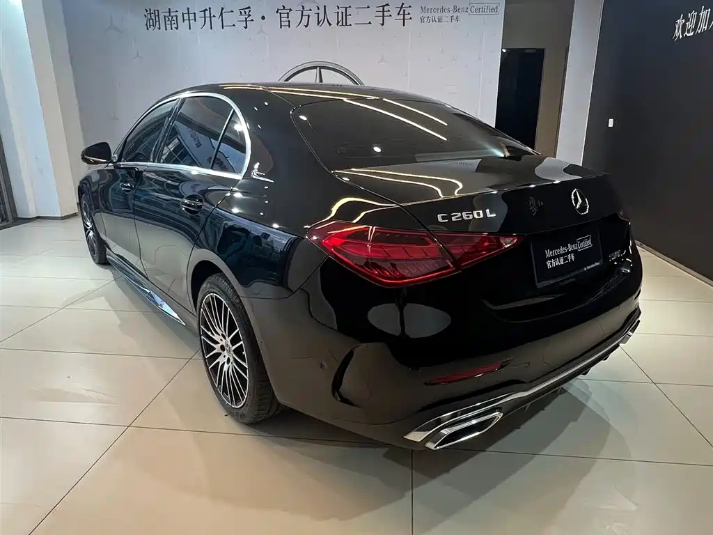 Mercedes-Benz C-Class — миниатюра 11