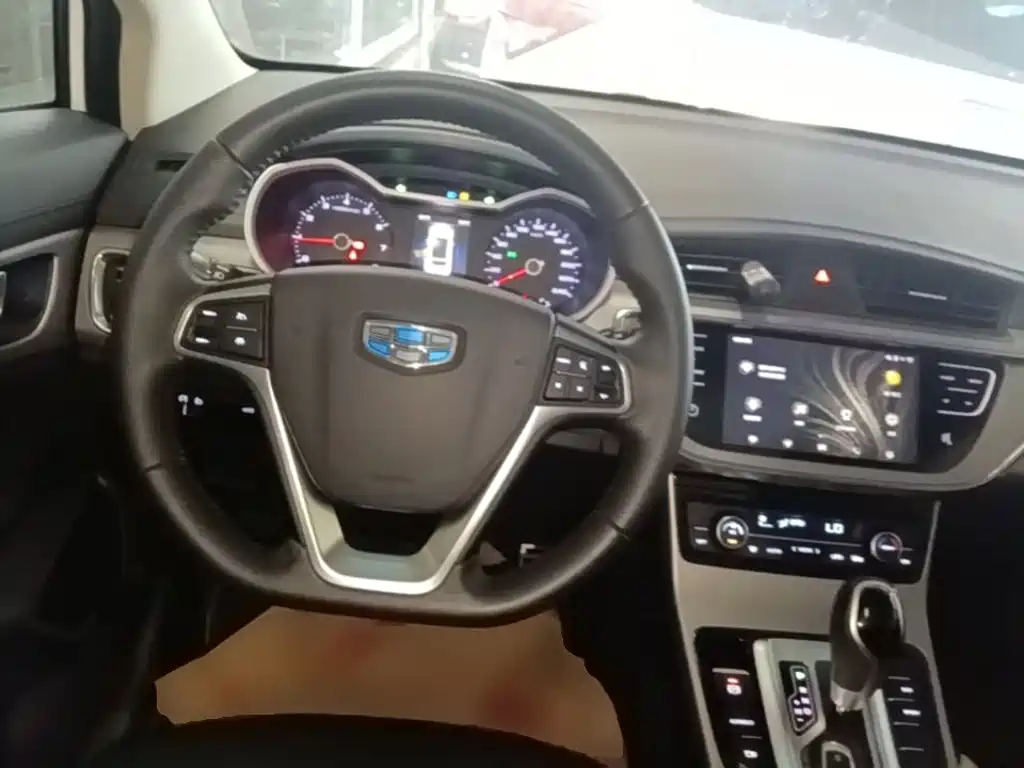 Geely Emgrand GS — миниатюра 11