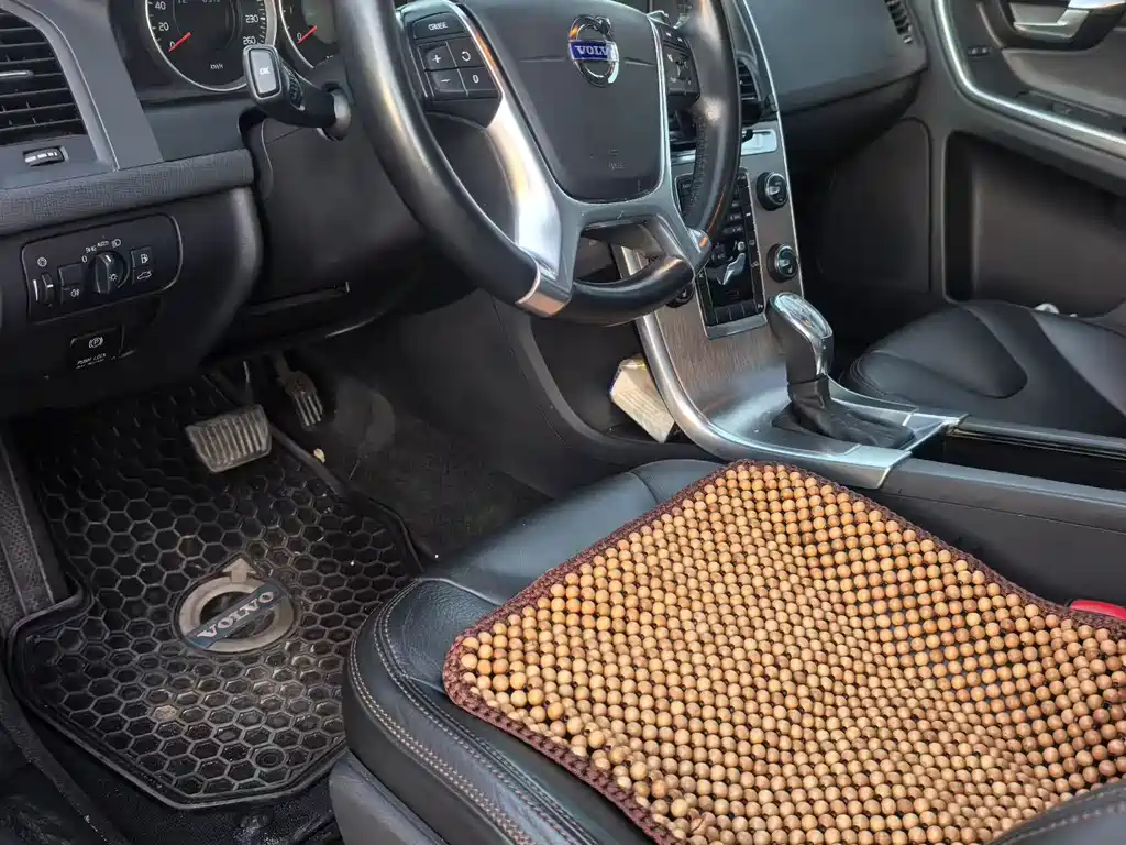 Volvo XC60 (Import) — миниатюра 5