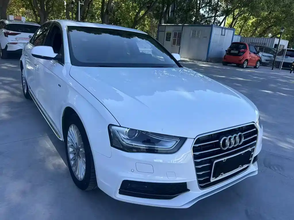 Audi A4L 2016 35 TFSI S line Comfort