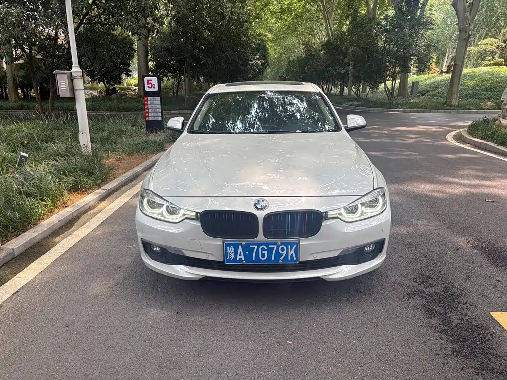 BMW 3 Series — миниатюра 2