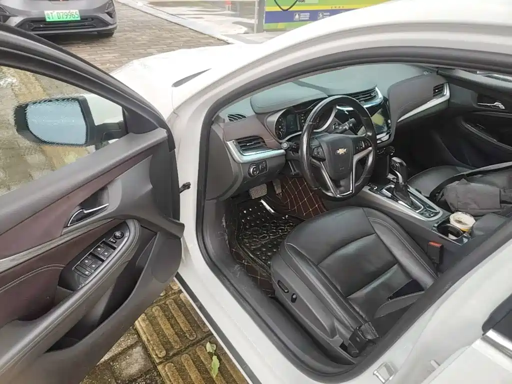 Chevrolet Malibu — миниатюра 16